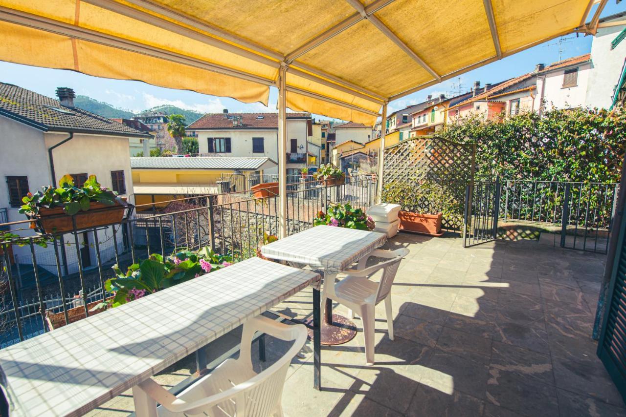 Relax Brugnato Apartment Bagian luar foto
