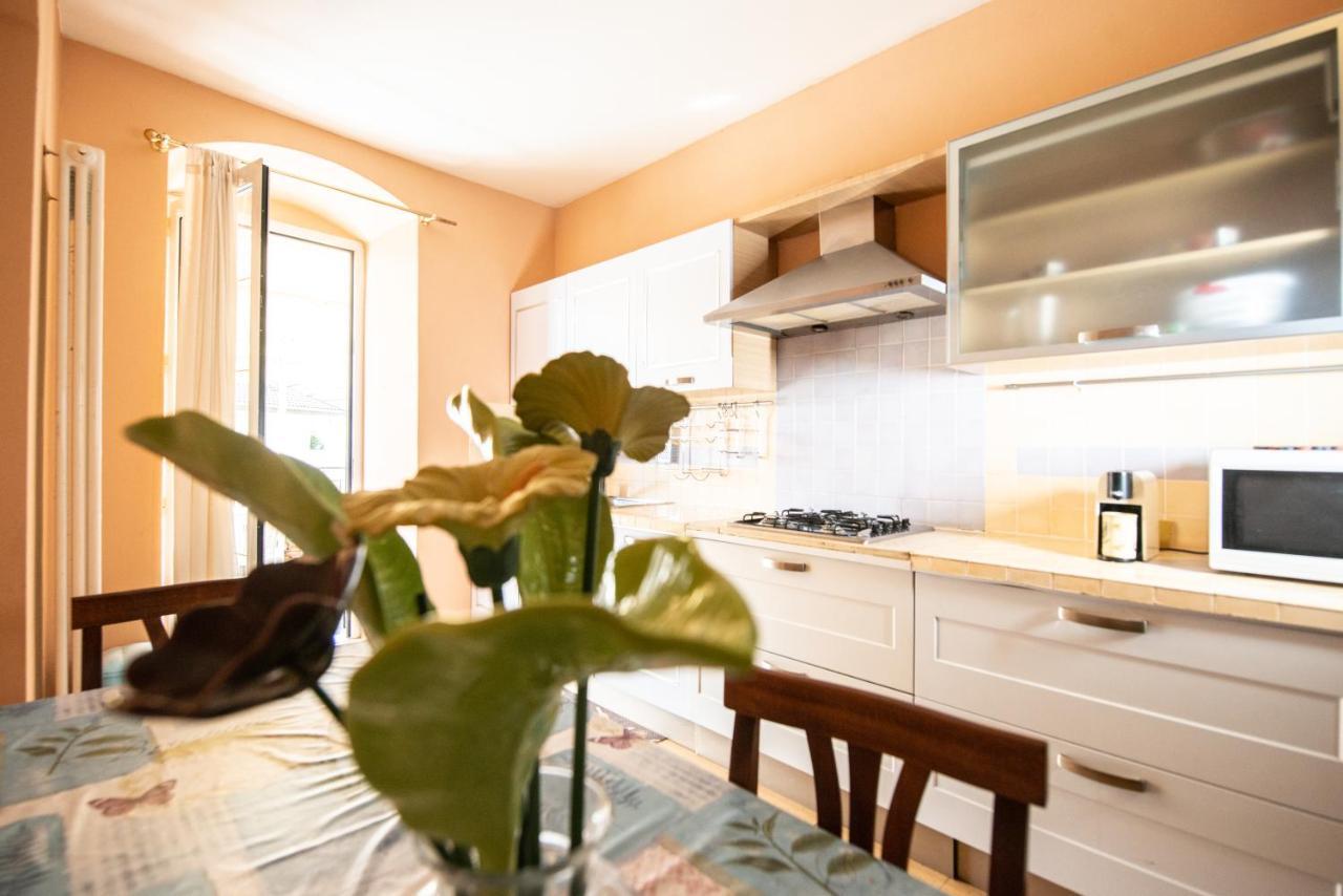 Relax Brugnato Apartment Bagian luar foto