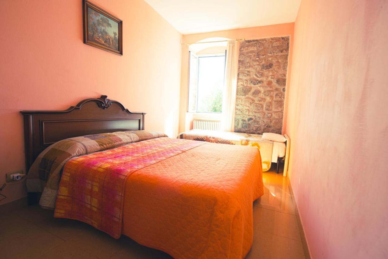 Relax Brugnato Apartment Bagian luar foto