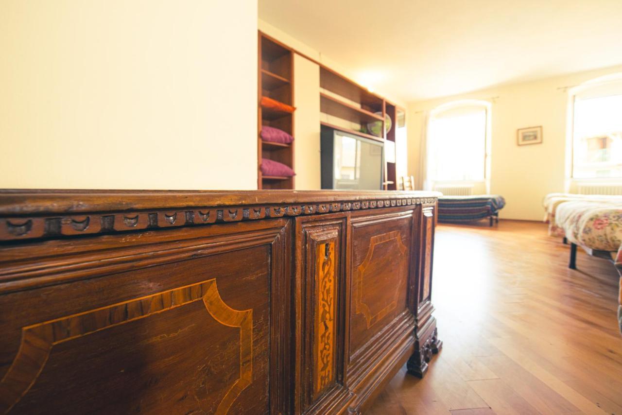 Relax Brugnato Apartment Bagian luar foto